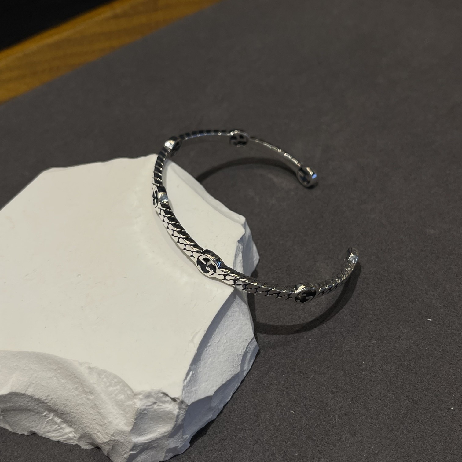 Gucci narrow double G chain bracelet