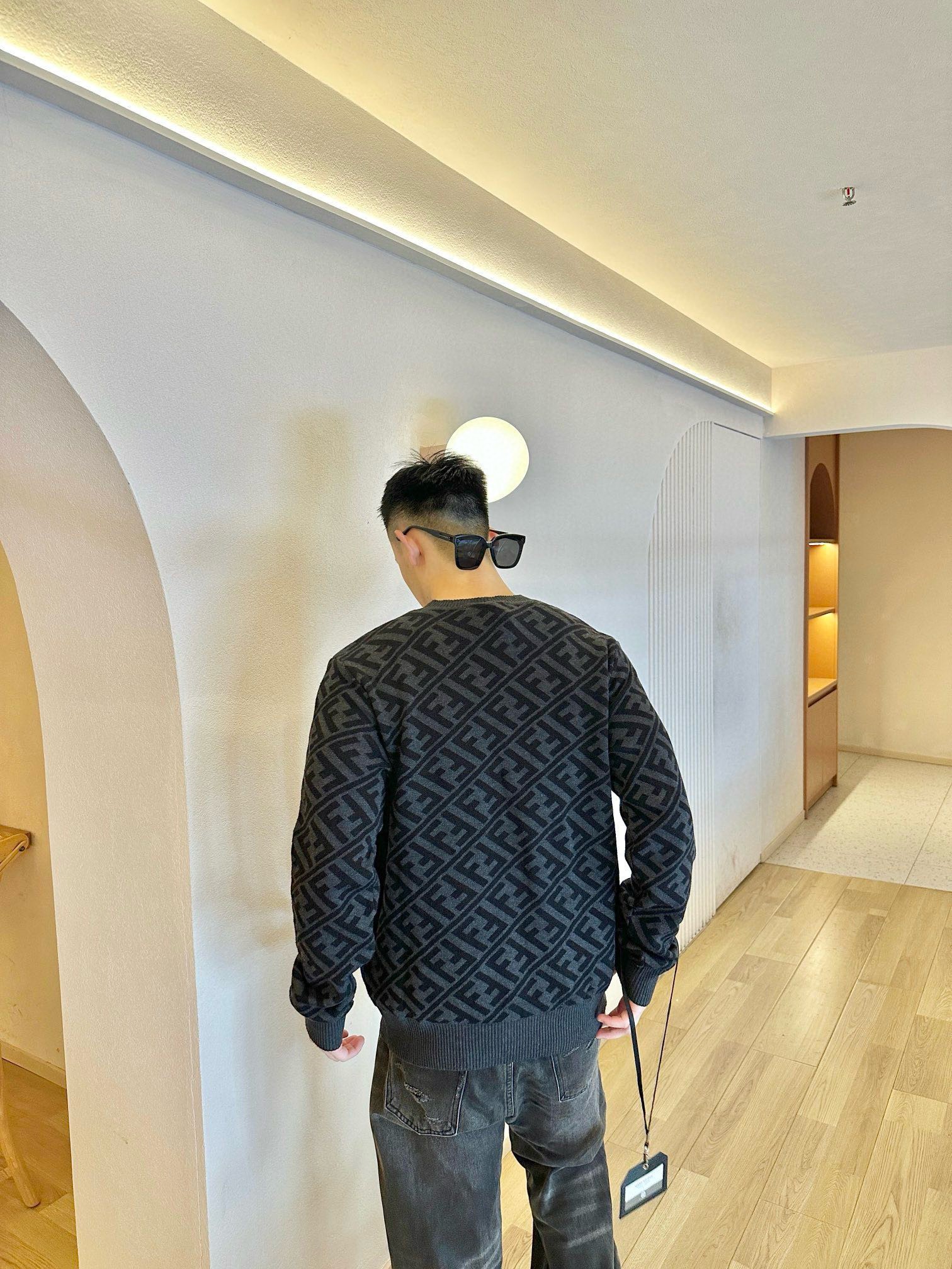 Fendi full print hoodie diagonal