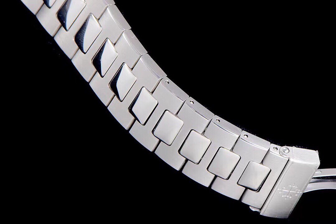 Patek Philippe Nautilus 5726 watch