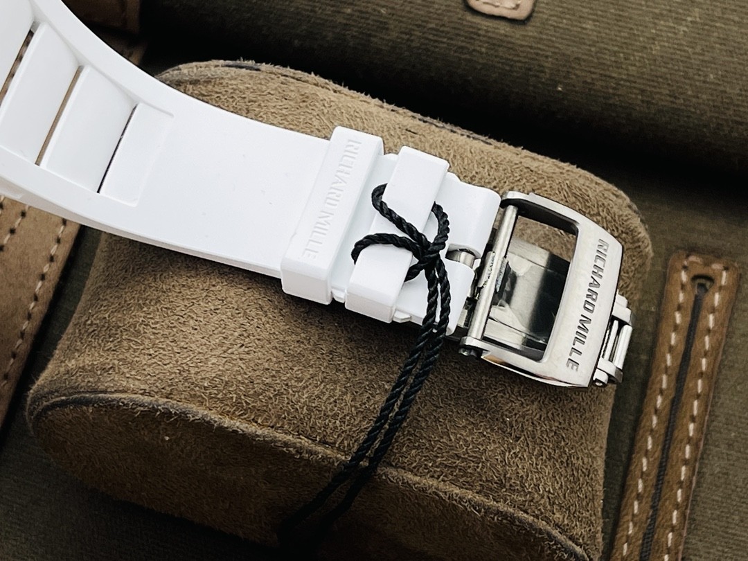 RM055 White Ceramic Series Tough Guy Watch