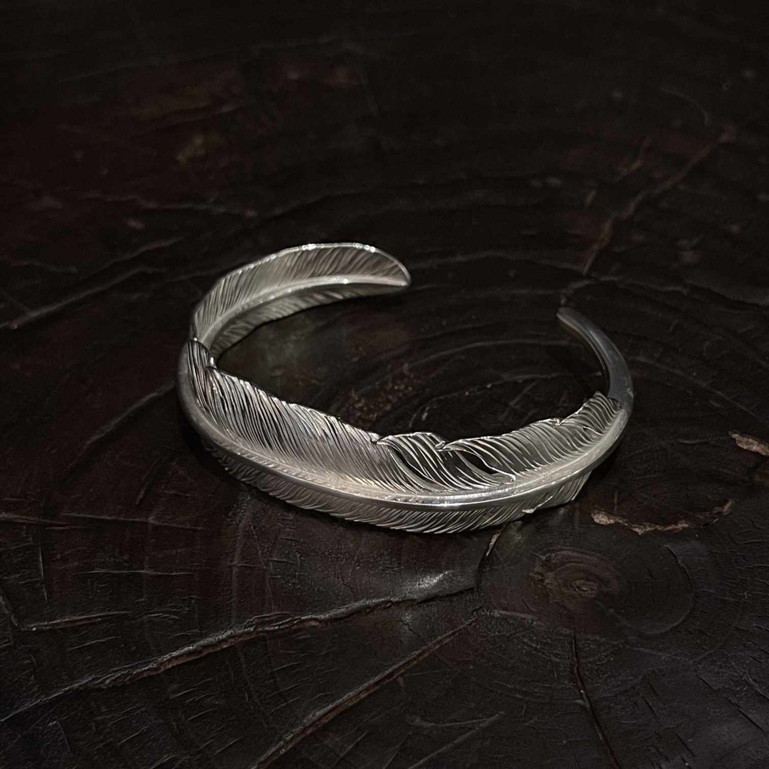 Goro's Takahashi Goro Pure Feather Bracelet