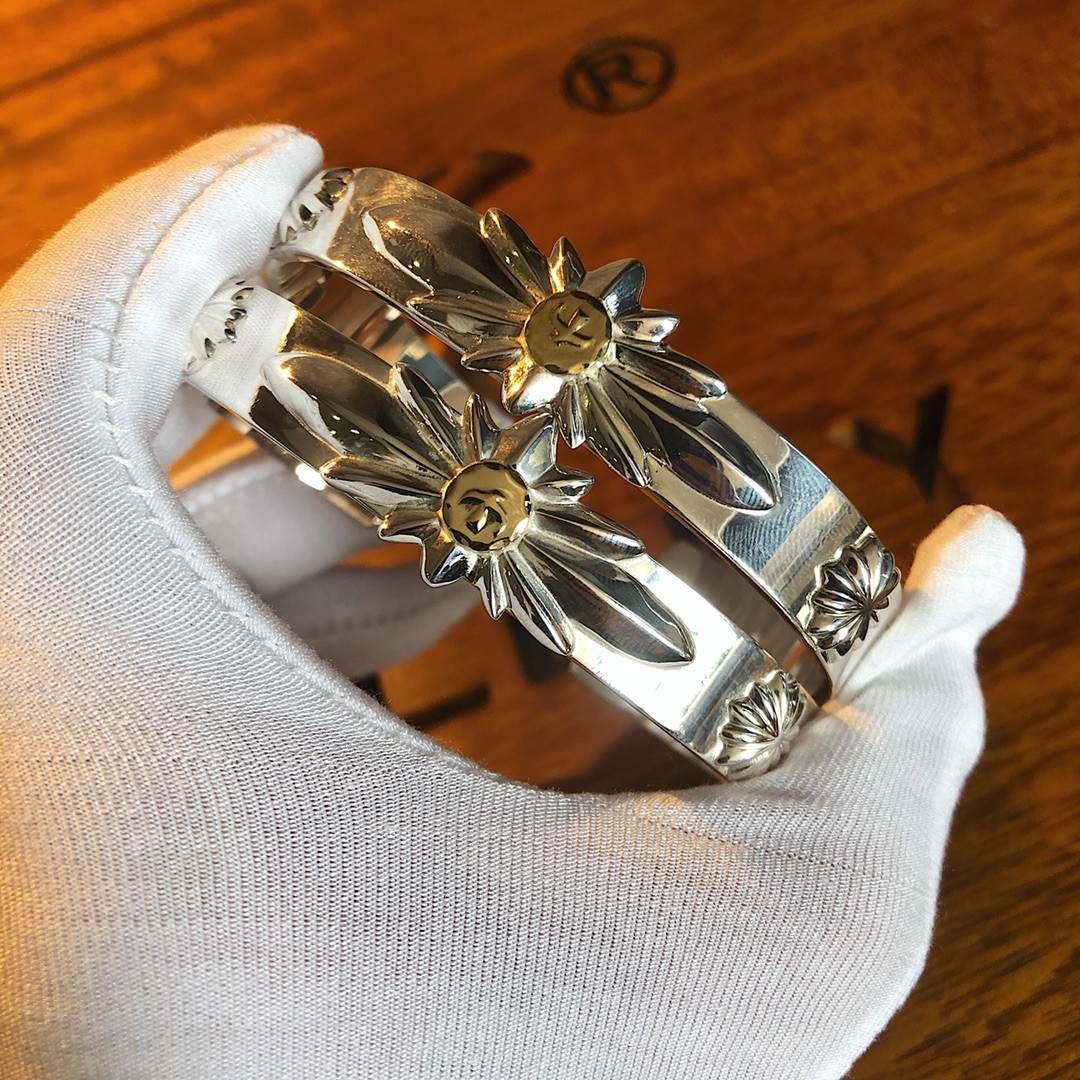 𝐆𝐨𝐫𝐨𝐬 Takahashi Wulang Point Gold Sun Flying Bird Bracelet