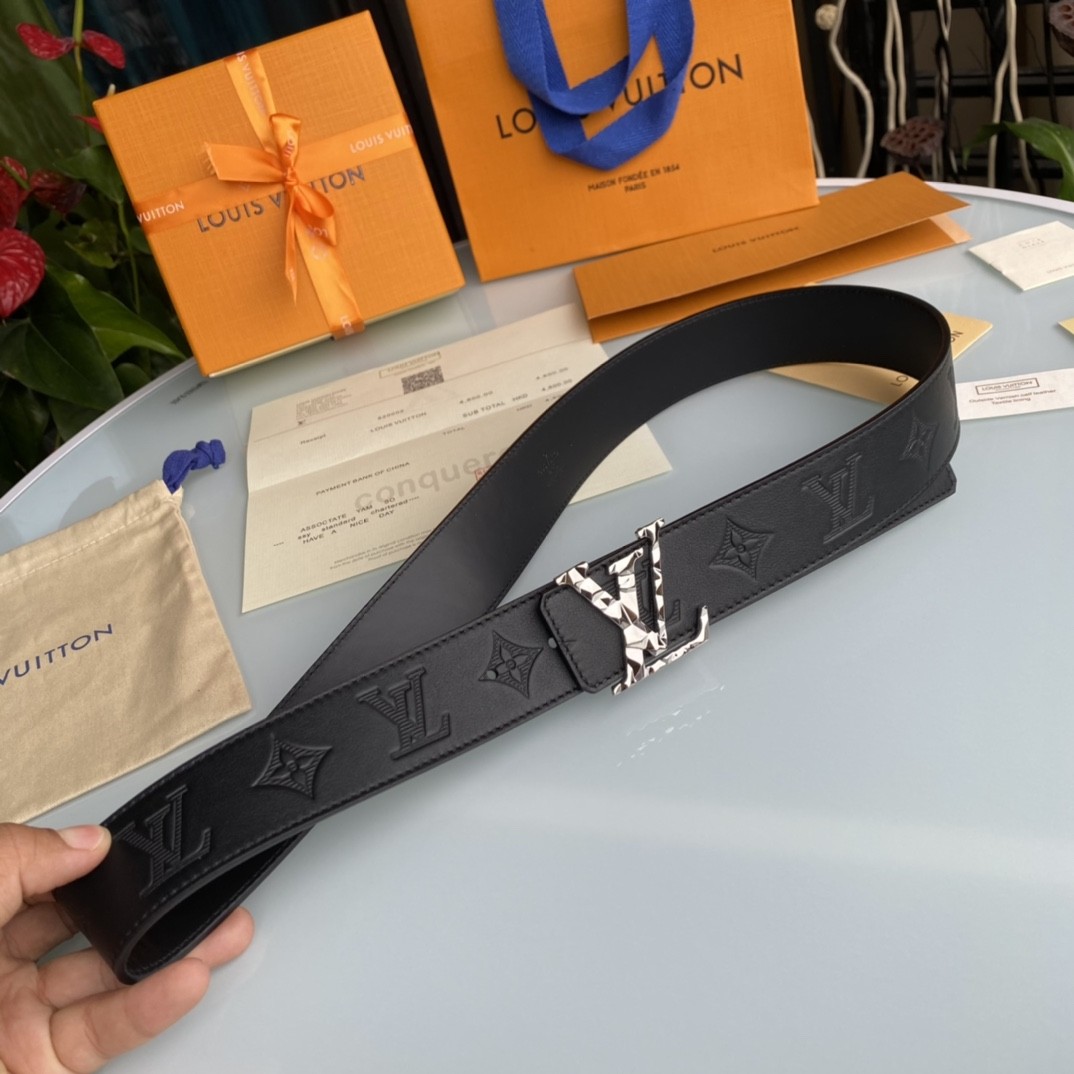 Louis Vuitton men's belt