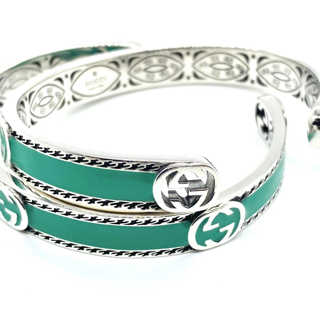 Gucci enamel green bracelet