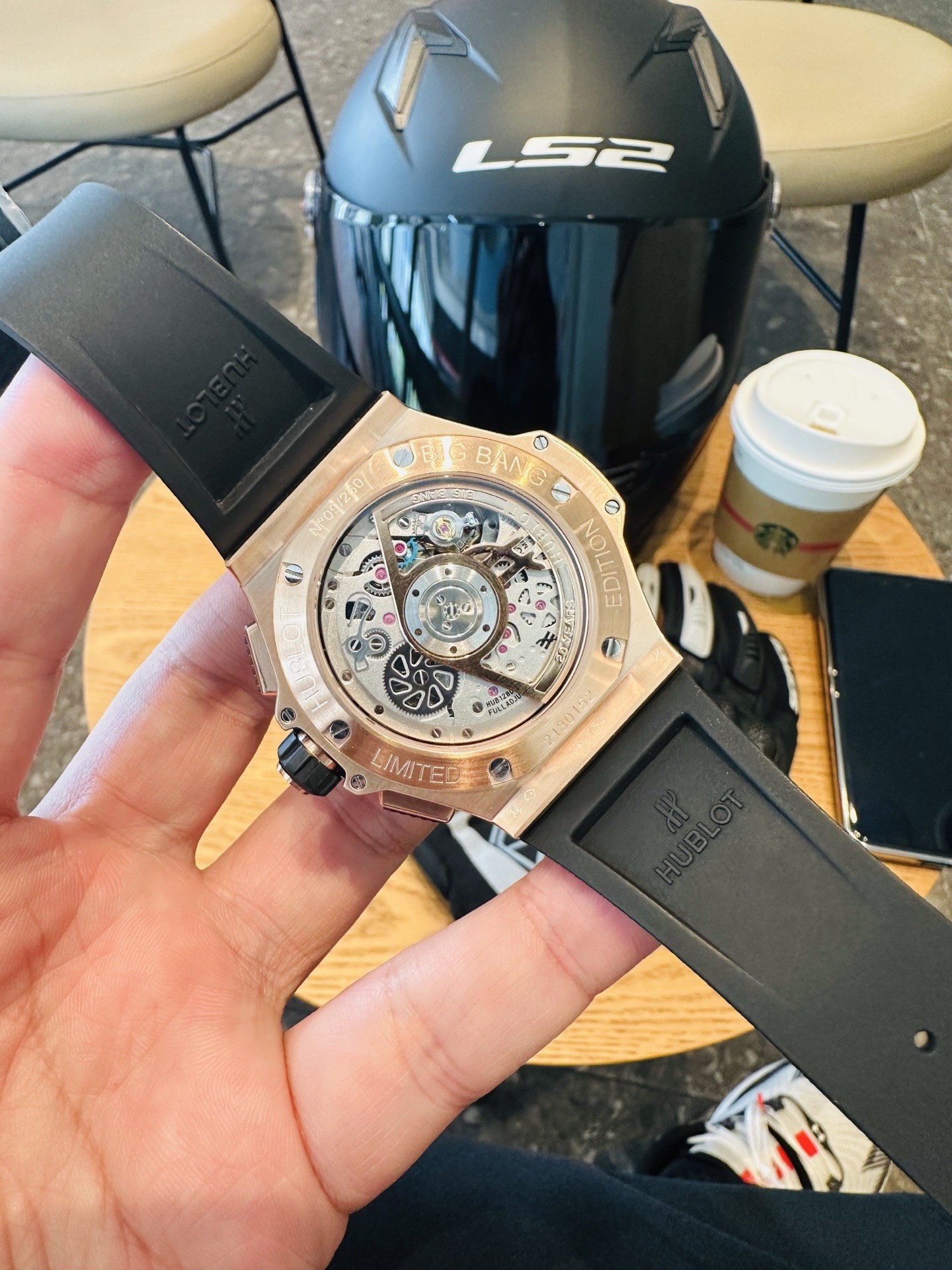 LS Factory presents Hublot BIG BANG 431.OM.1338.RX series 20th Anniversary Edition.