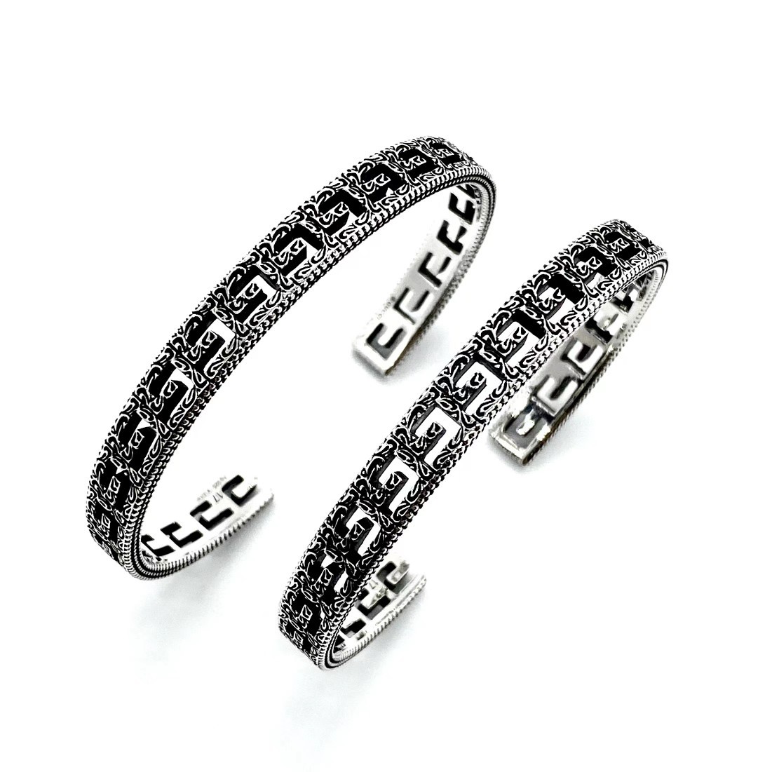 Gucci hollowed-out bracelet