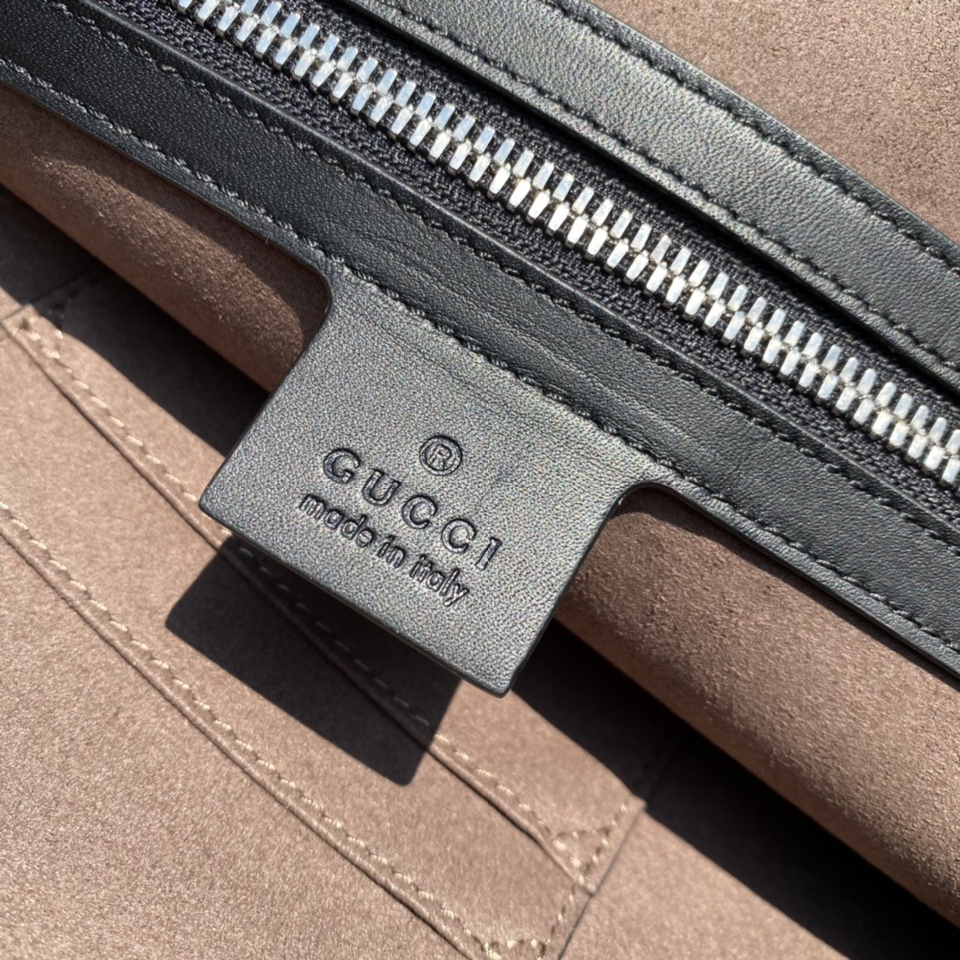 Gucci men's leather clutch bag