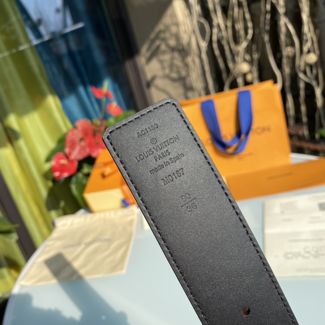 Louis Vuitton double-sided leather belt with monogram