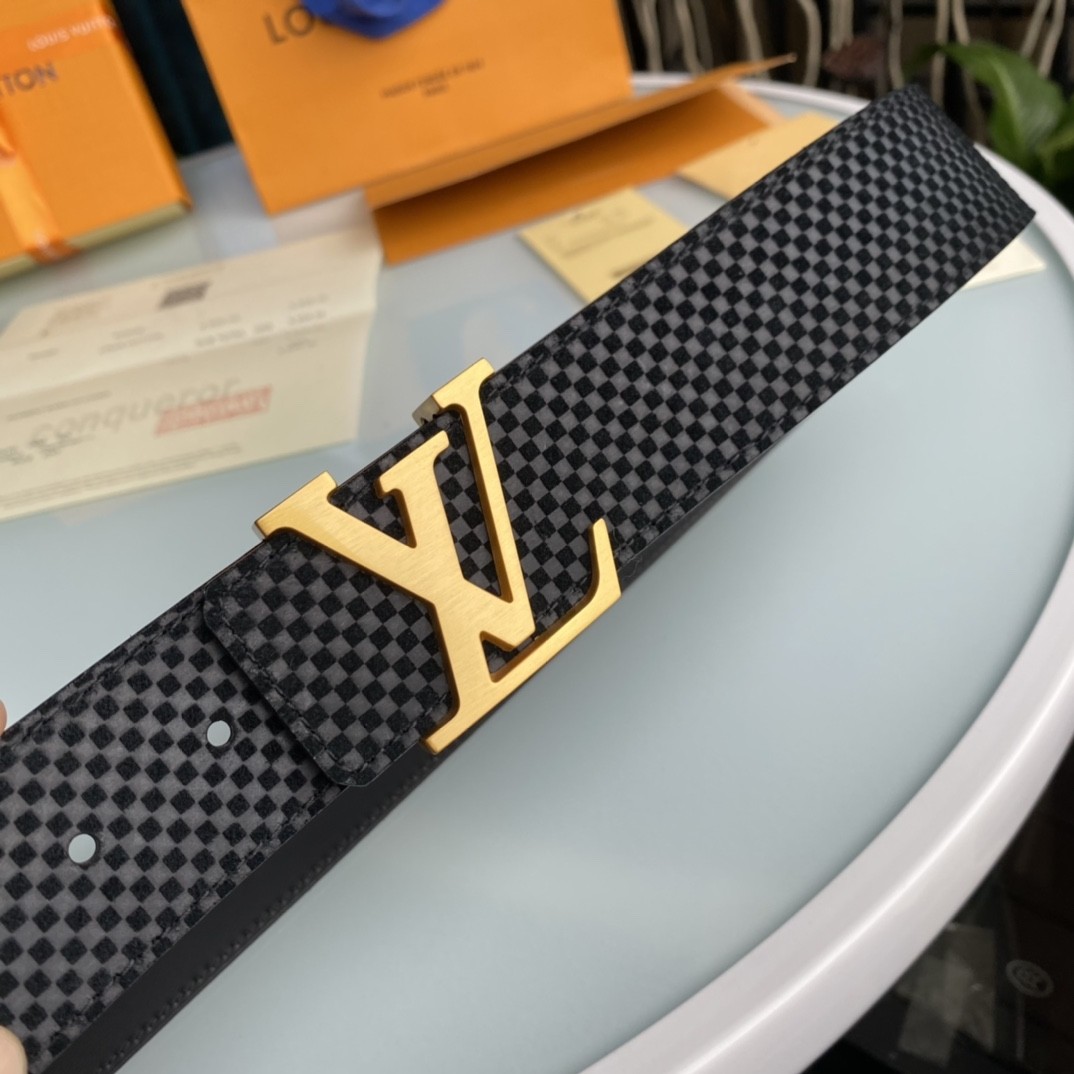 Louis Vuitton men's belt