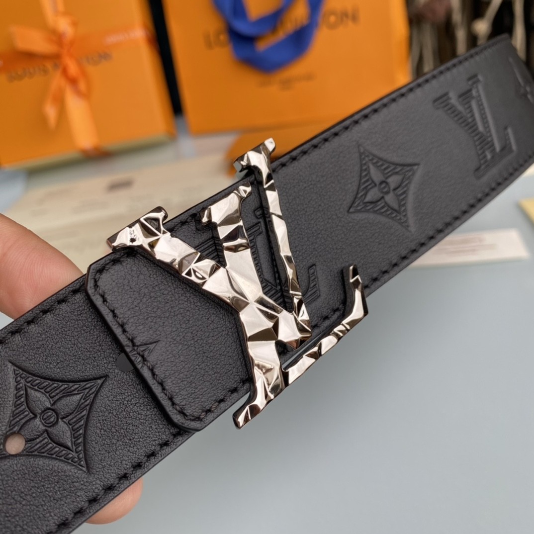 Louis Vuitton men's belt