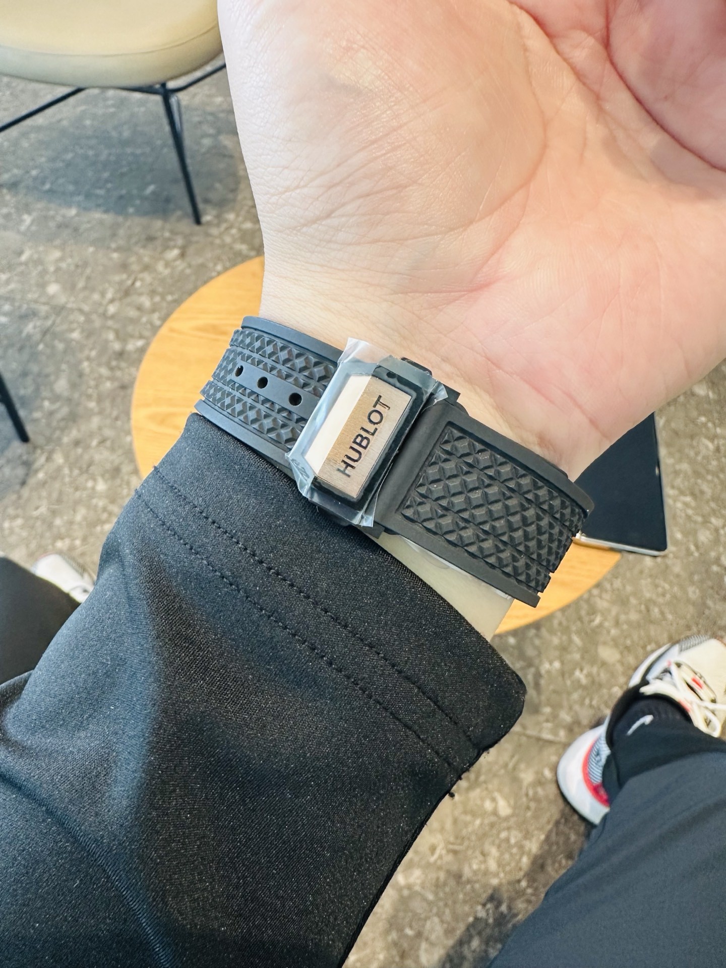 LS Factory presents Hublot BIG BANG 431.OM.1338.RX series 20th Anniversary Edition.