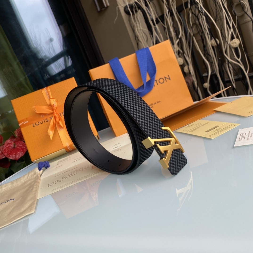 Louis Vuitton men's belt