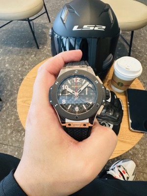 LS Factory presents Hublot BIG BANG 431.OM.1338.RX series 20th Anniversary Edition.