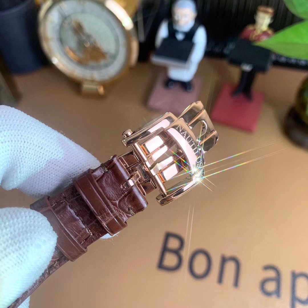 Patek Philippe Aquanaut 5724 watch