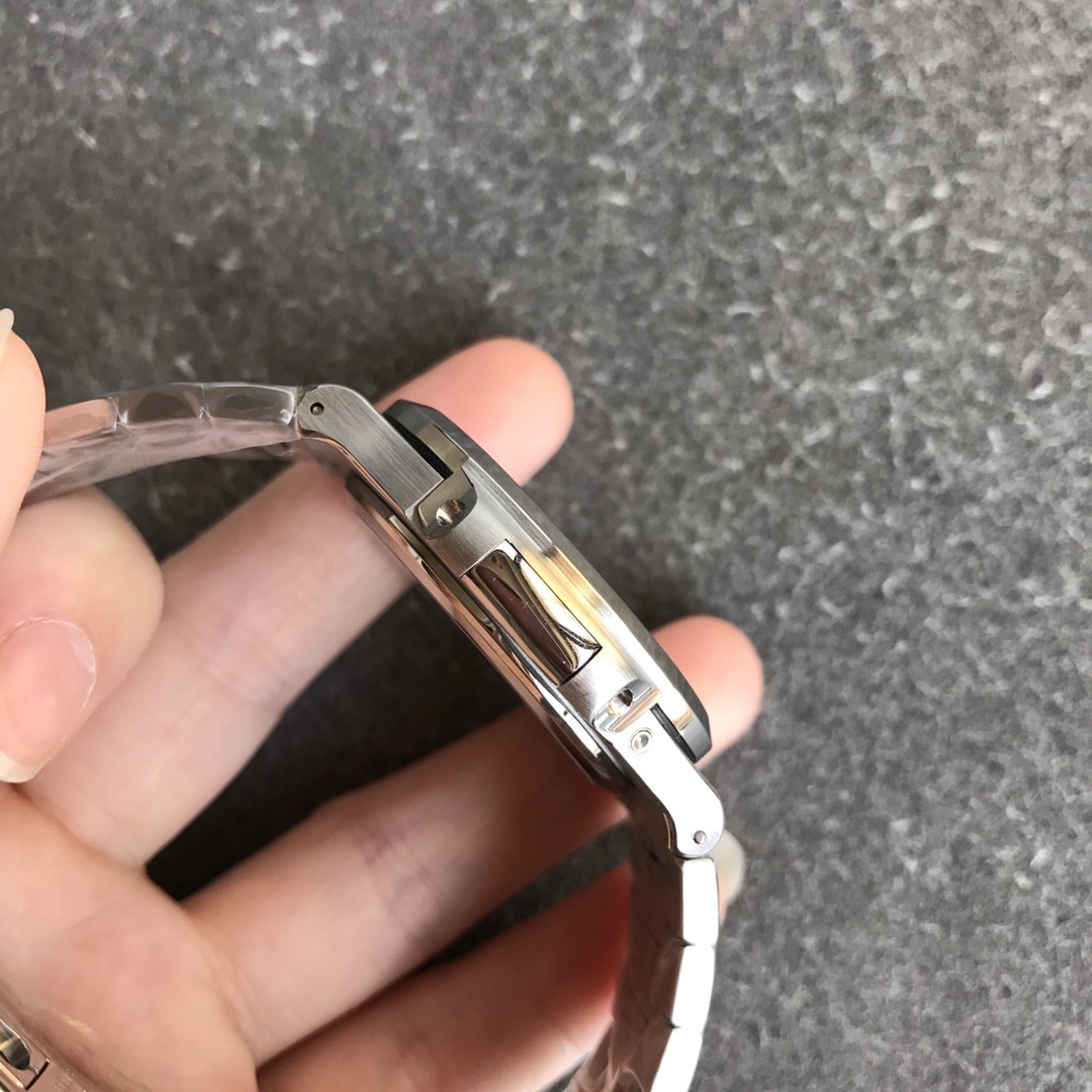 This is a Patek Philippe Nautilus 5712/1A watch.