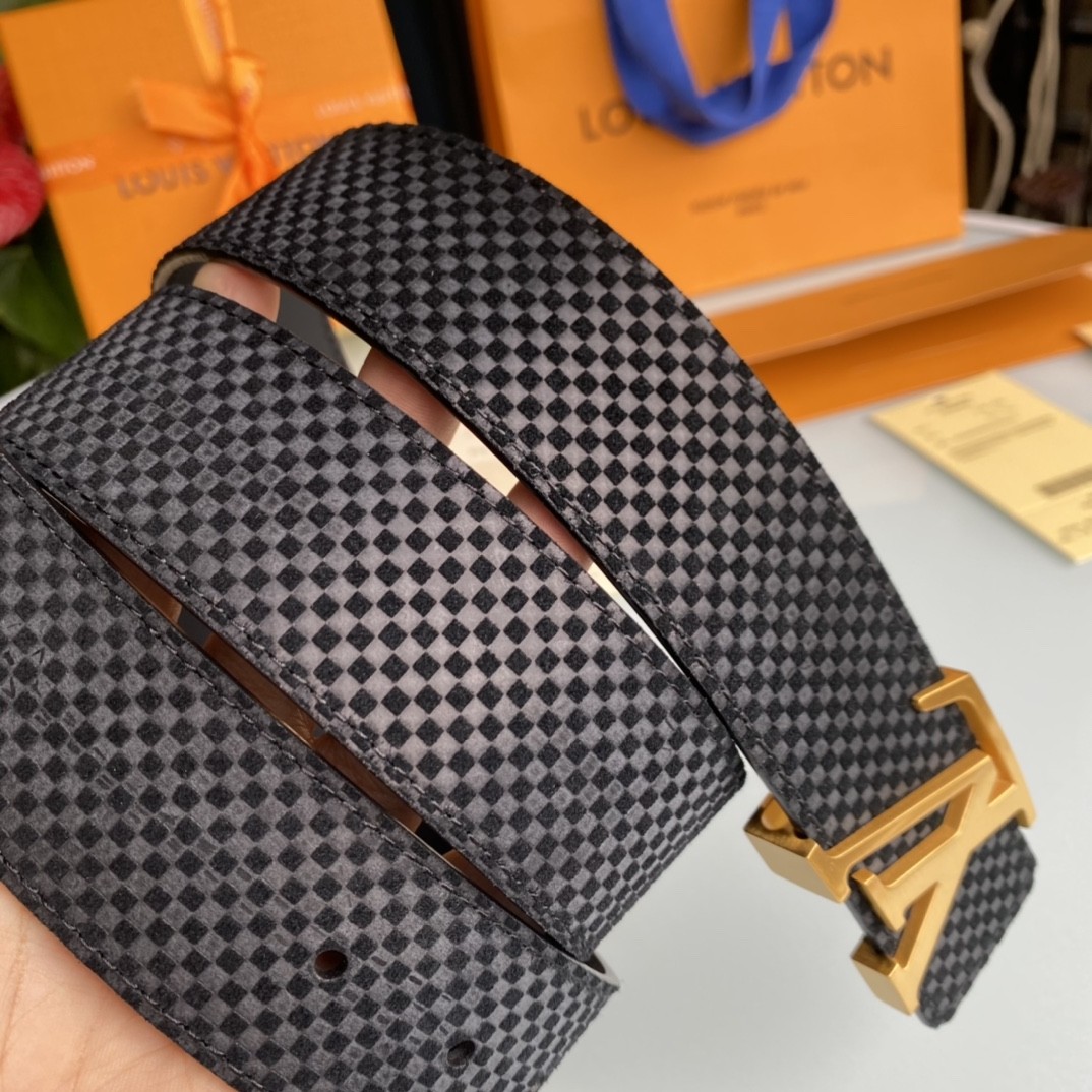 Louis Vuitton men's belt