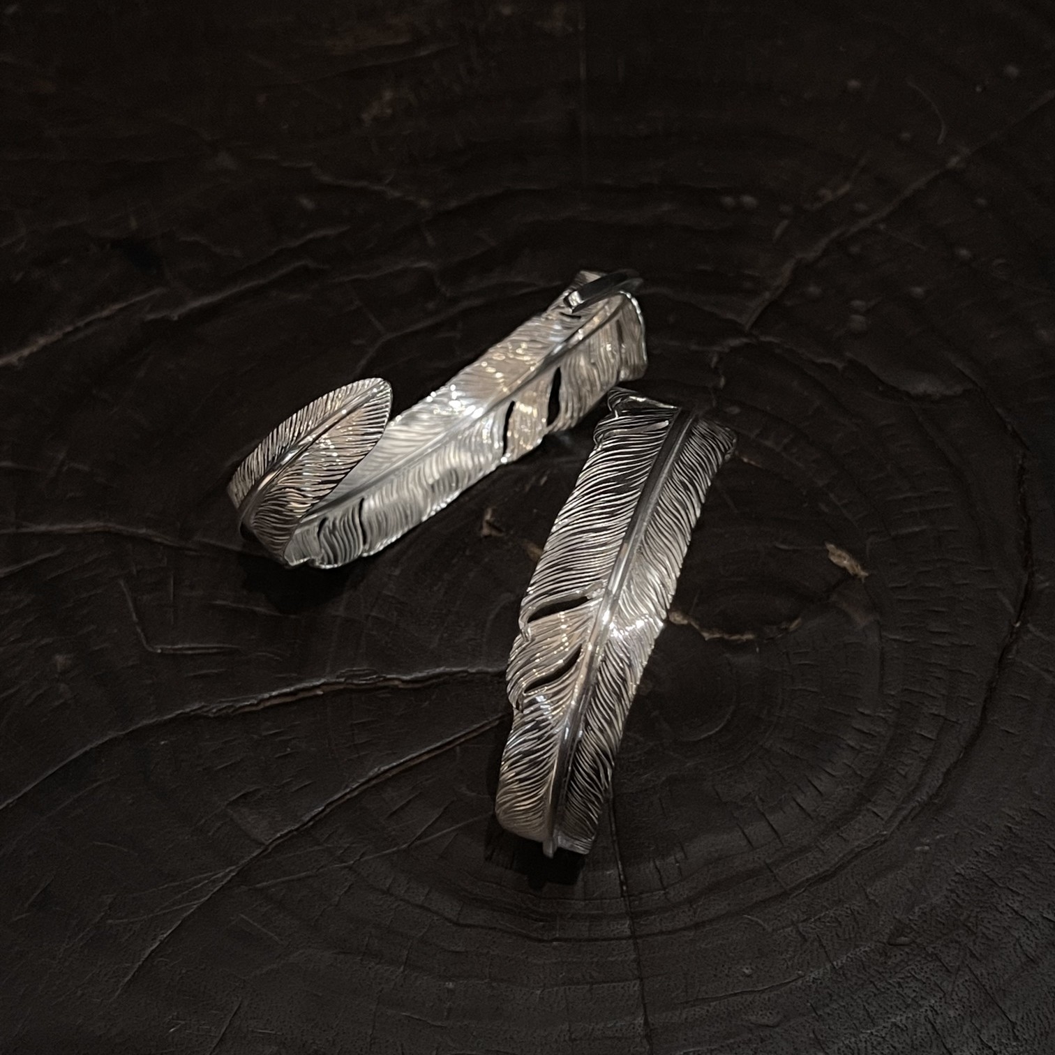 Goro's Takahashi Goro Pure Feather Bracelet