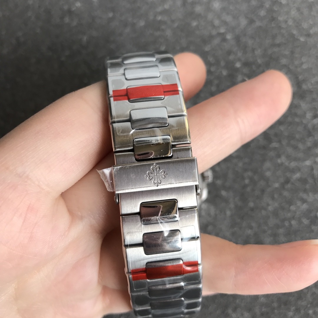 This is a Patek Philippe Nautilus 5712/1A watch.