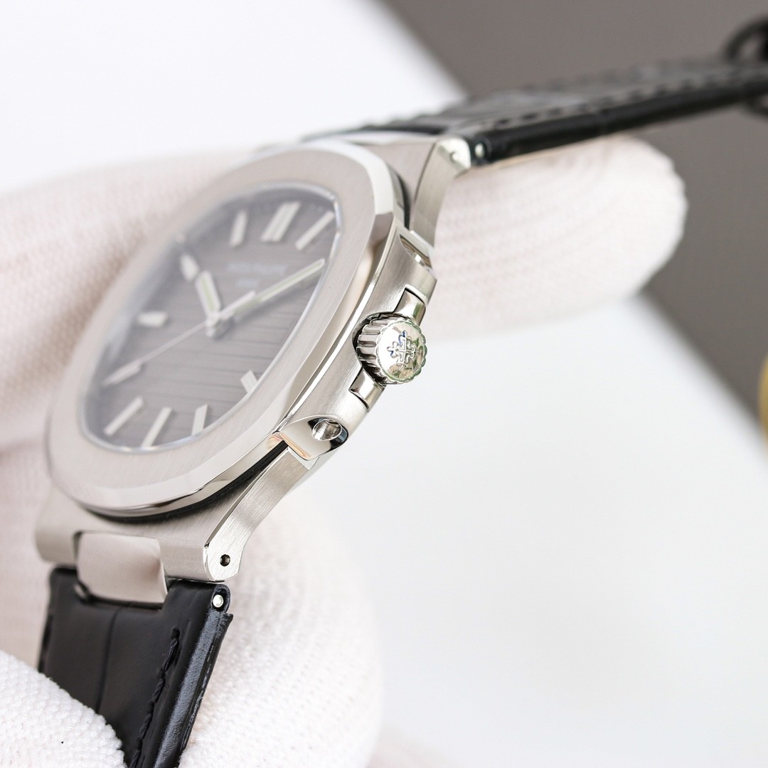 Taiwanese Nautilus upgraded original unit with noiseless engraving.