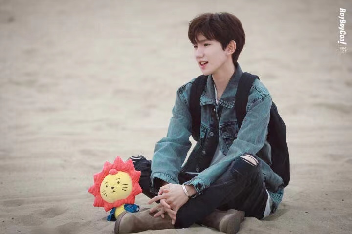 Gucci wide bird and flower bracelet