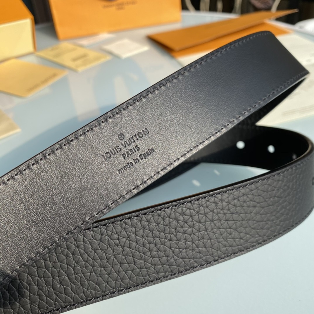 Louis Vuitton men's belt