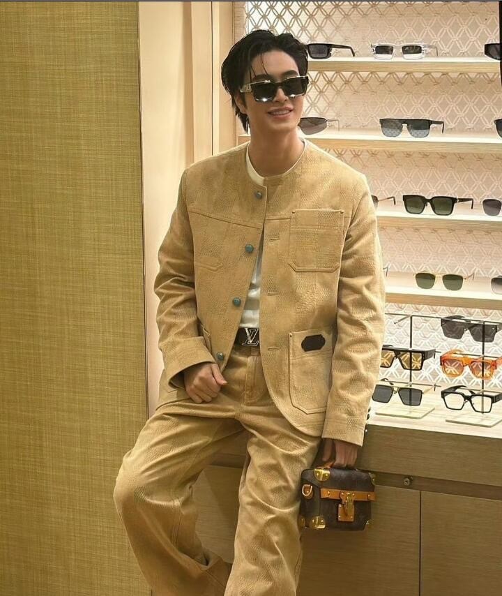 Louis Vuitton/Louis Vuitton Fei Dong Lianming Xiaoxiangfeng Coat