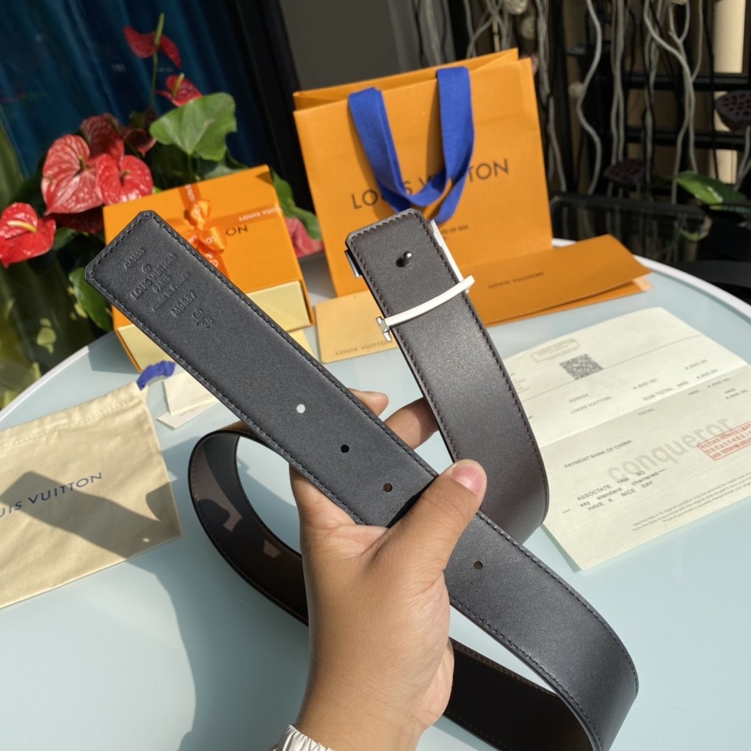 Louis Vuitton men's leather belt