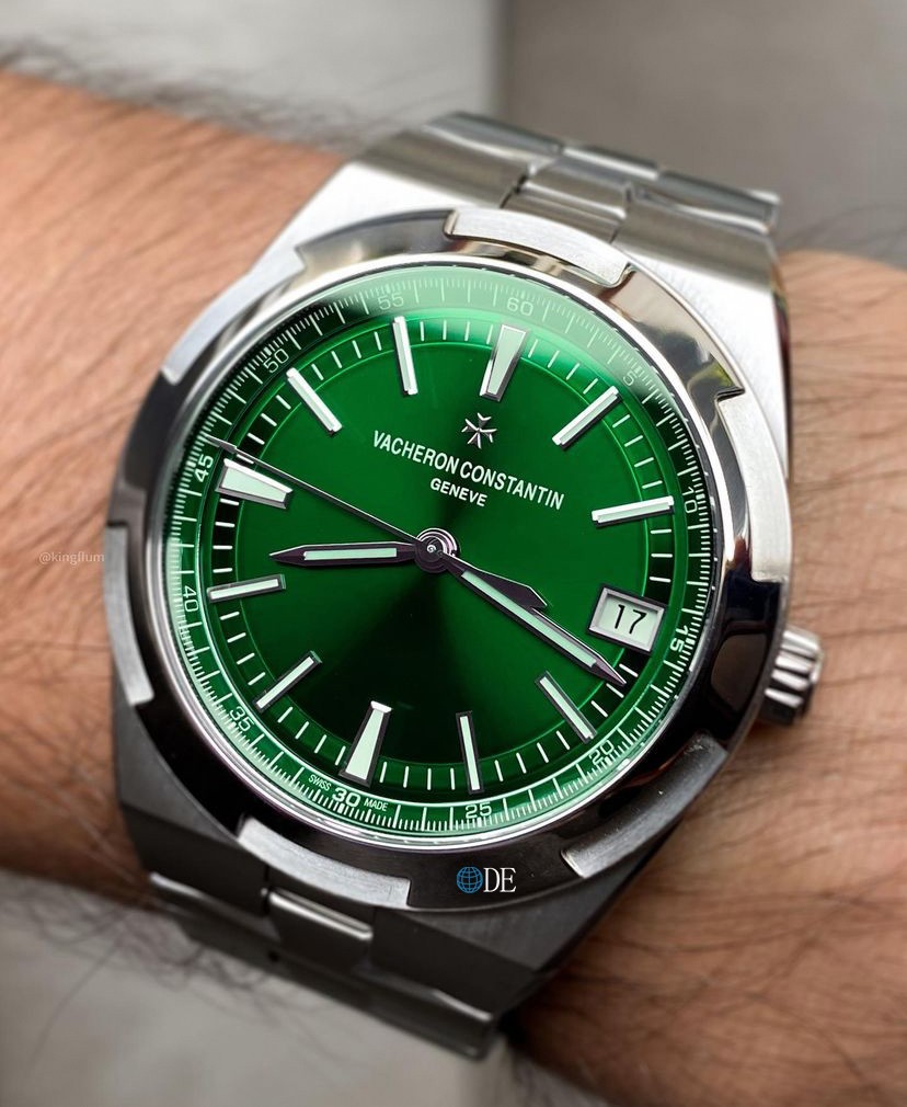 Vacheron Constantin Overseas 2000V/120G-B122 Ultra-thin Series