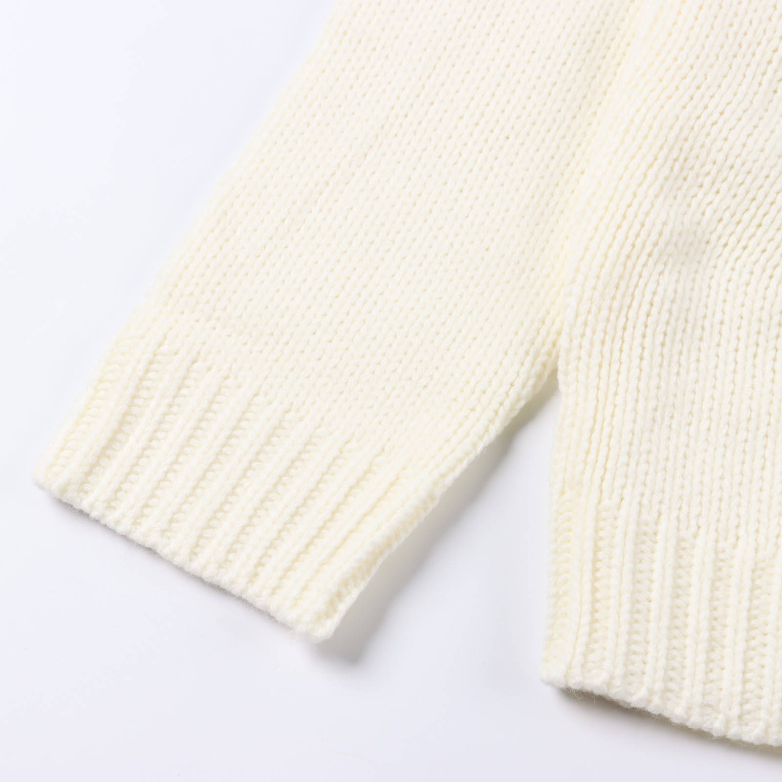 Fendi chest letter jacquard logo round neck sweater