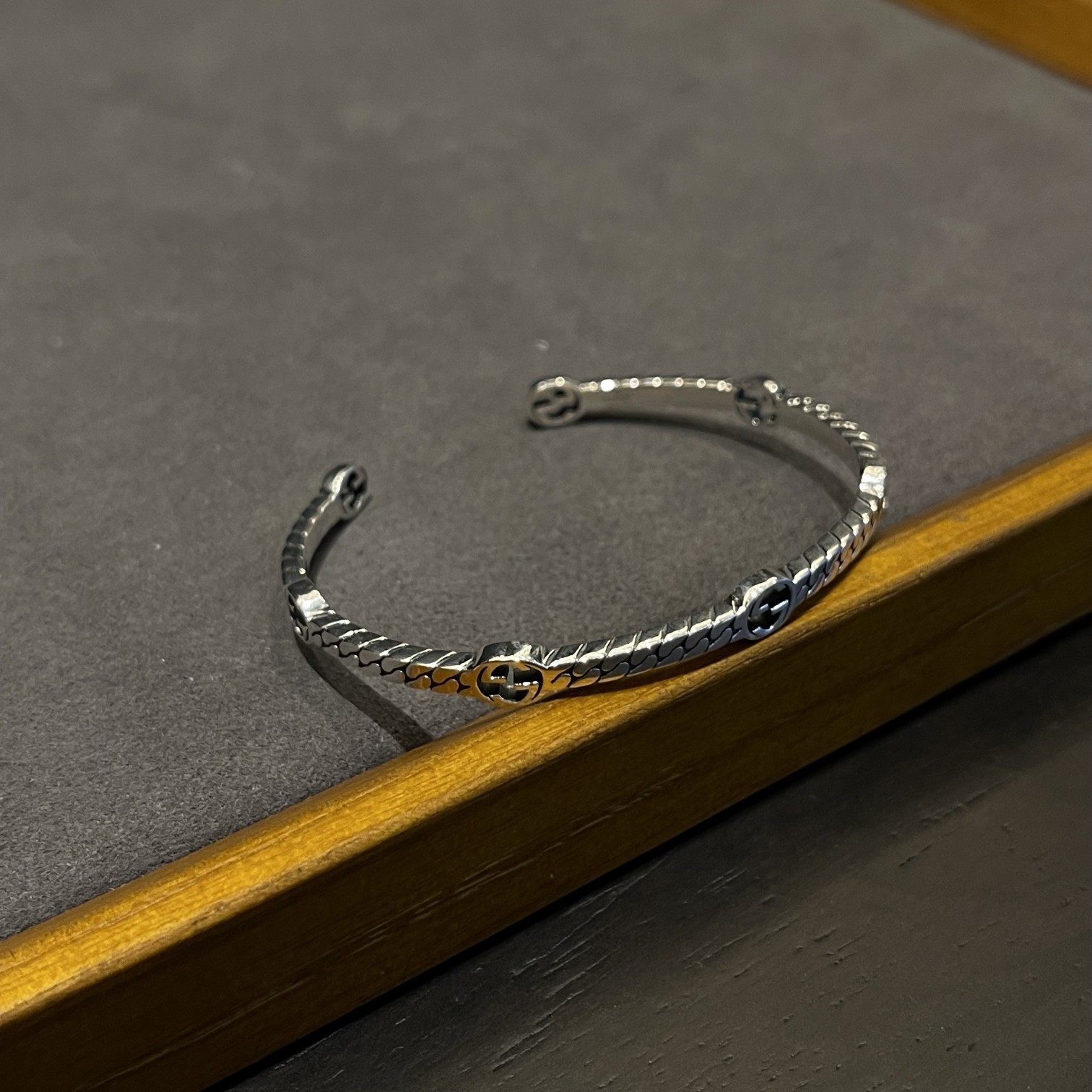 Gucci narrow double G chain bracelet