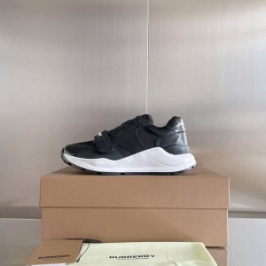 Burberry sneakers