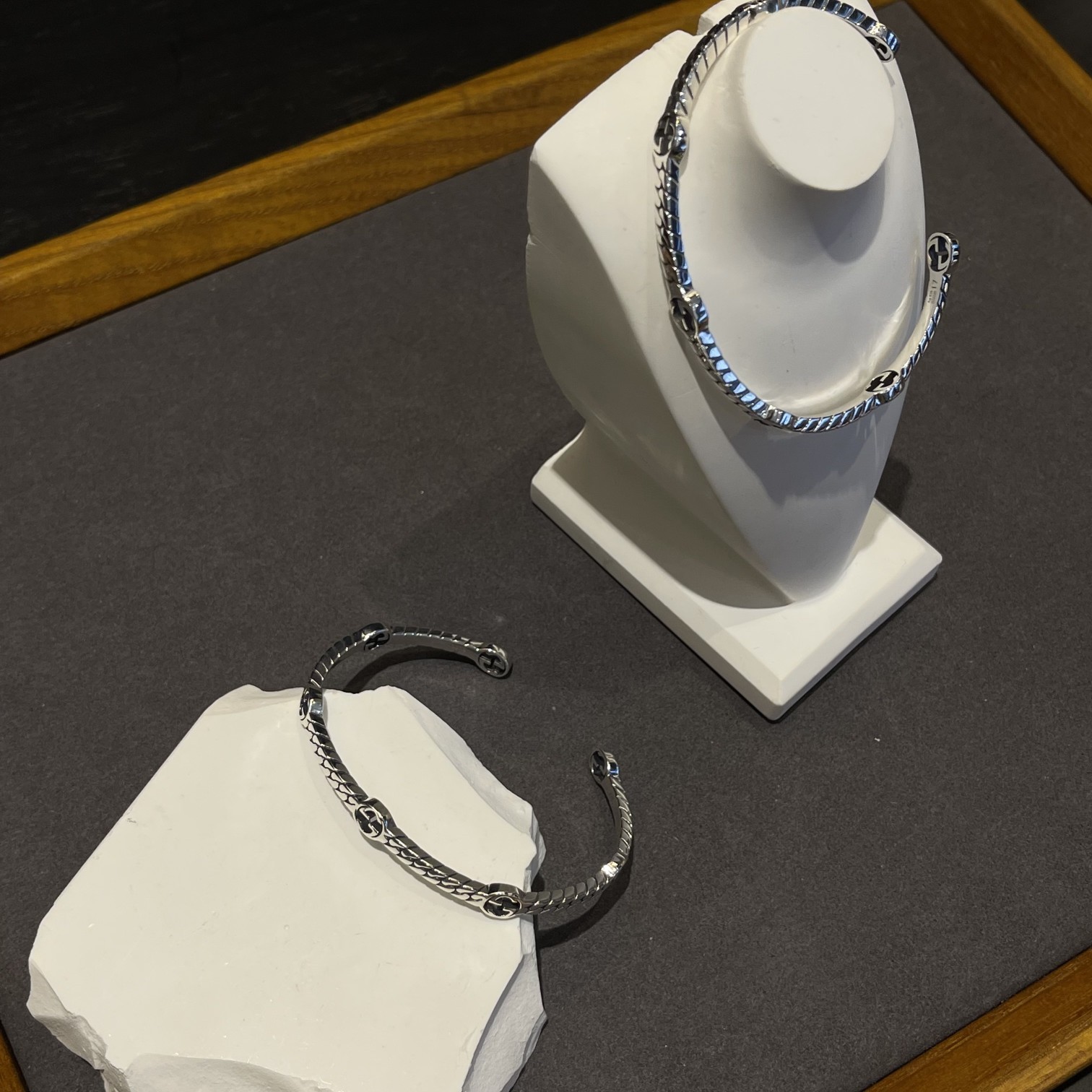 Gucci narrow double G chain bracelet