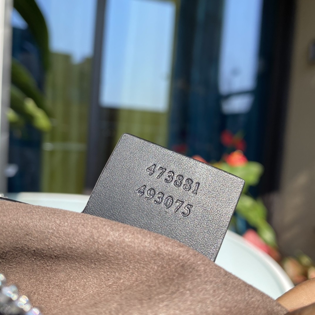 Gucci men's leather clutch bag