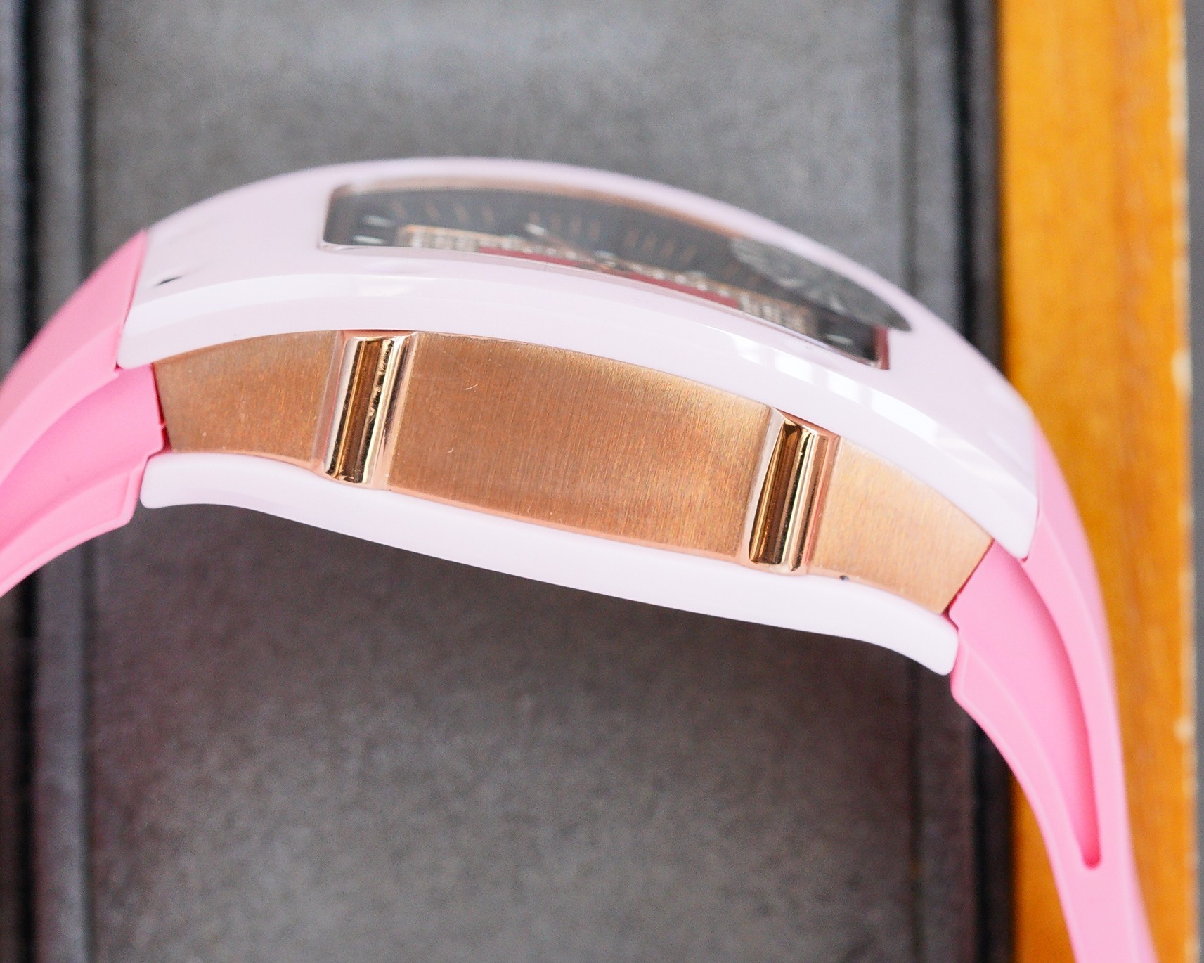 RM 07-01 Pink Ceramic Red Lips Women's Watch