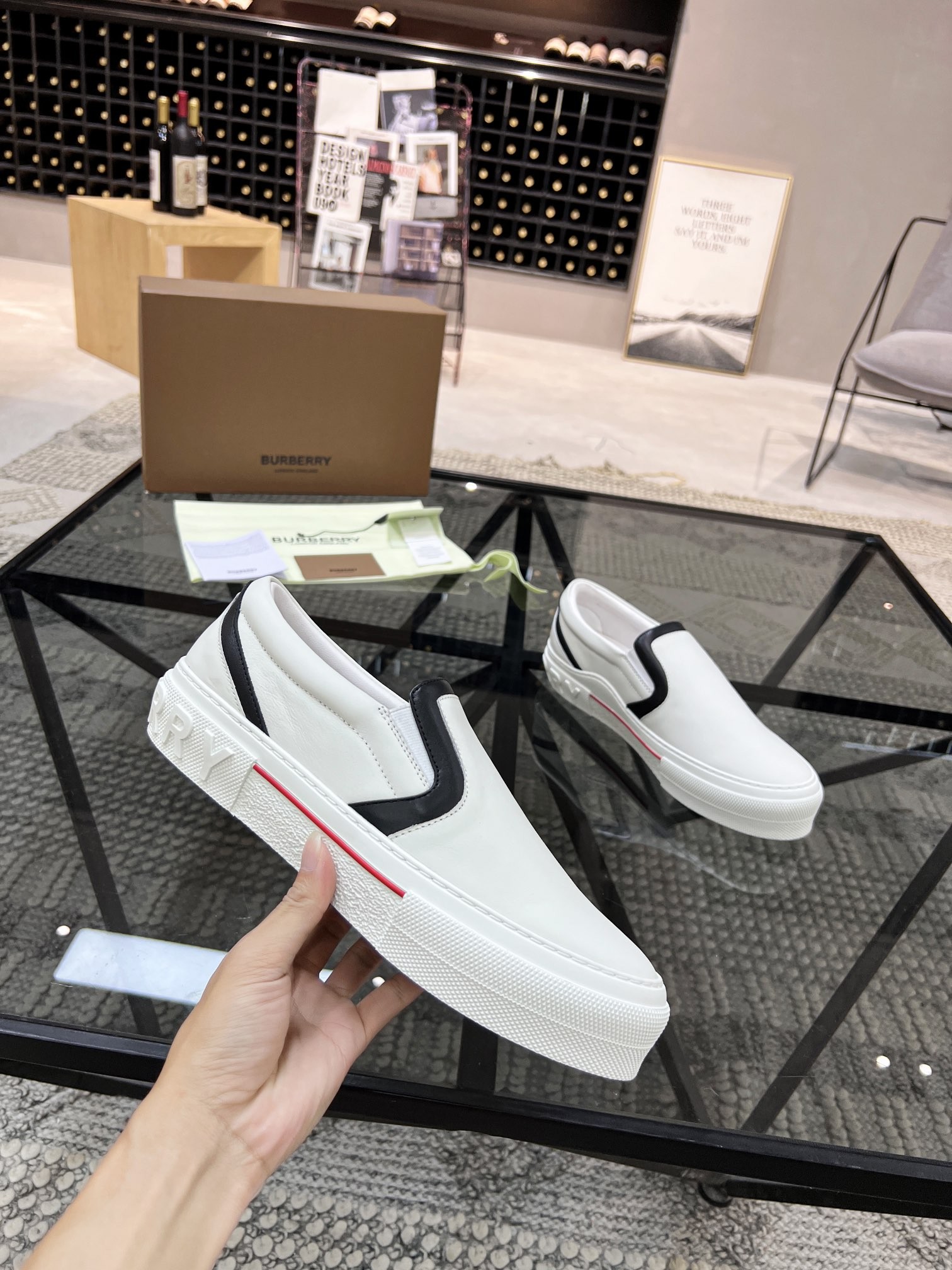 Burberry black and white color-blocked loafers