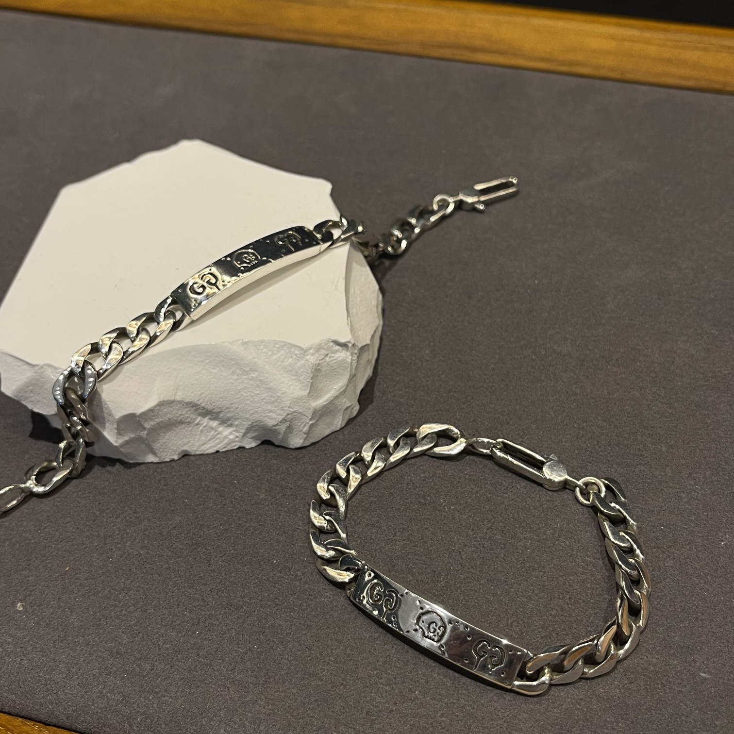 Gucci Skull Pixie Bracelet.