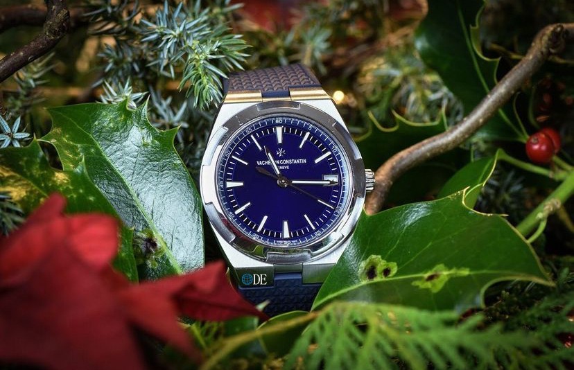 Vacheron Constantin Overseas 2000V/120G-B122 Ultra-thin Series