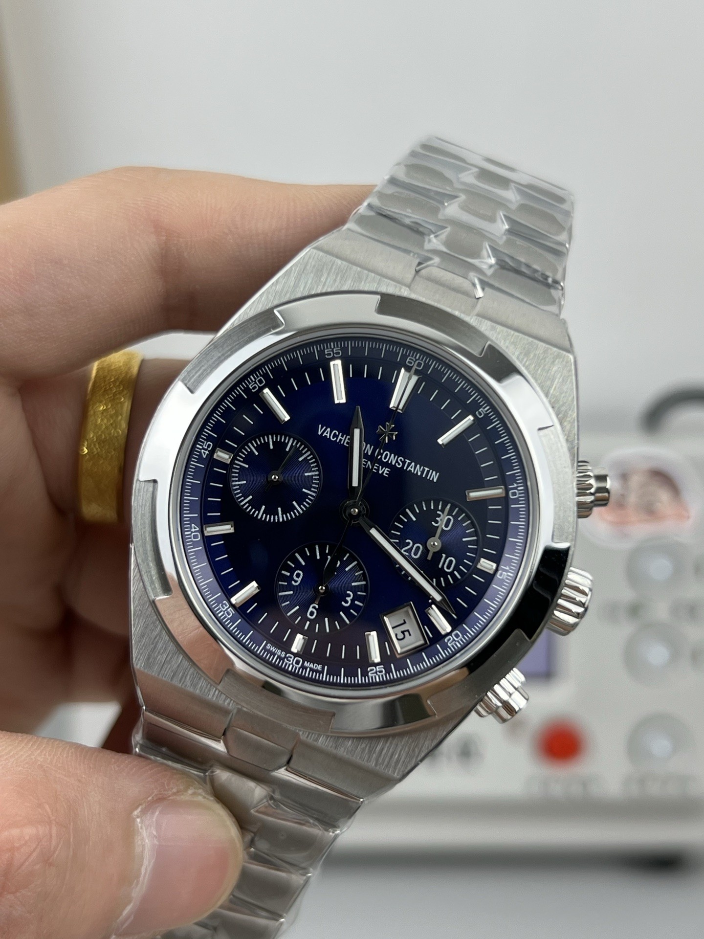 Vacheron Constantin Overseas 5500v