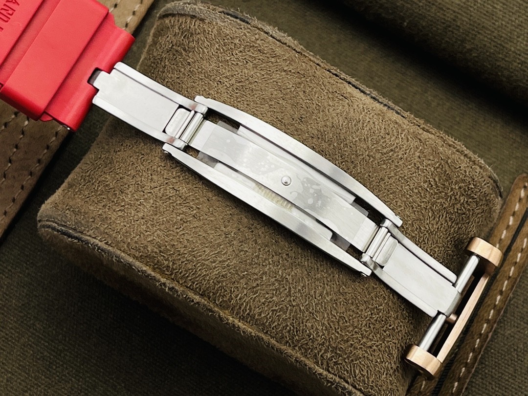 RM 011 FELIPE MASSA Ceramic Series